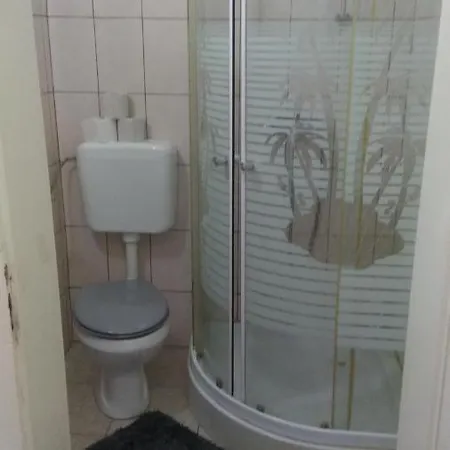 Stellas Monteurswohnungen * Werdau