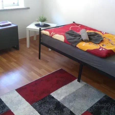 Stellas Monteurswohnungen Вердау